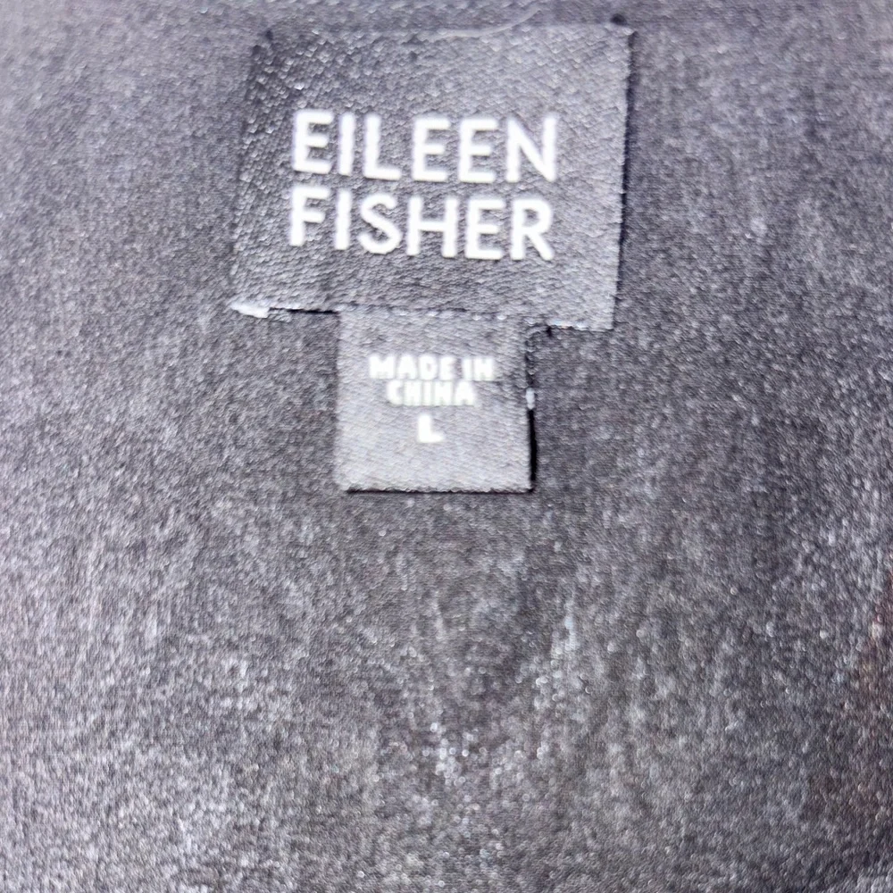 EILEEN FISHER 100% SILK SEQUIN EMBELLISHED FLOWY LIGHTWEIGHT TANK TOP BLOUSE - Picture 5 of 5